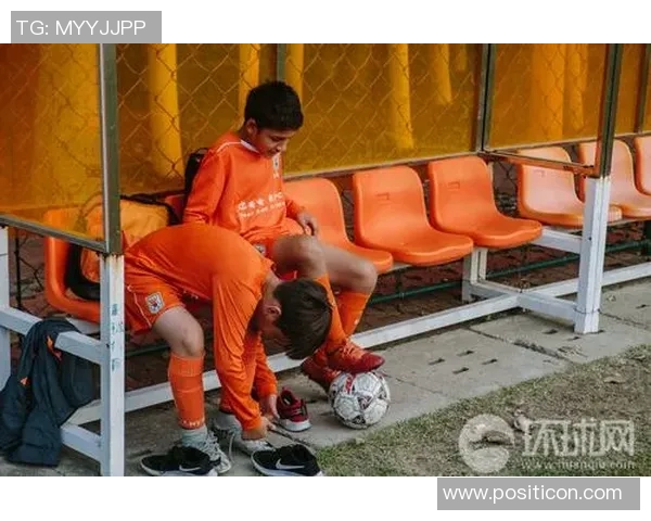 假如足球球星附体你会如何操控身体与球场中的命运